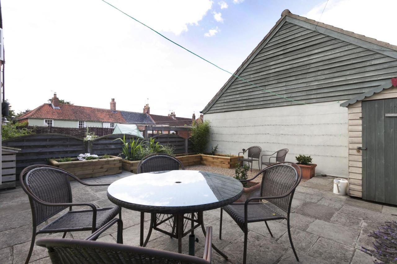 Legion Cottages Blakeney  Exteriör bild